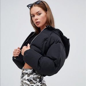 ASOS Cropped Waist Puffy Jacket Trendy Black Med